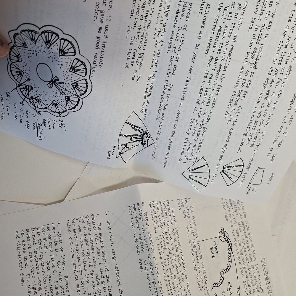 Victorian Fan Tree Skirt Pattern Complete Sewing Instructions 1985 Susan Bartlet - Picture 6 of 7
